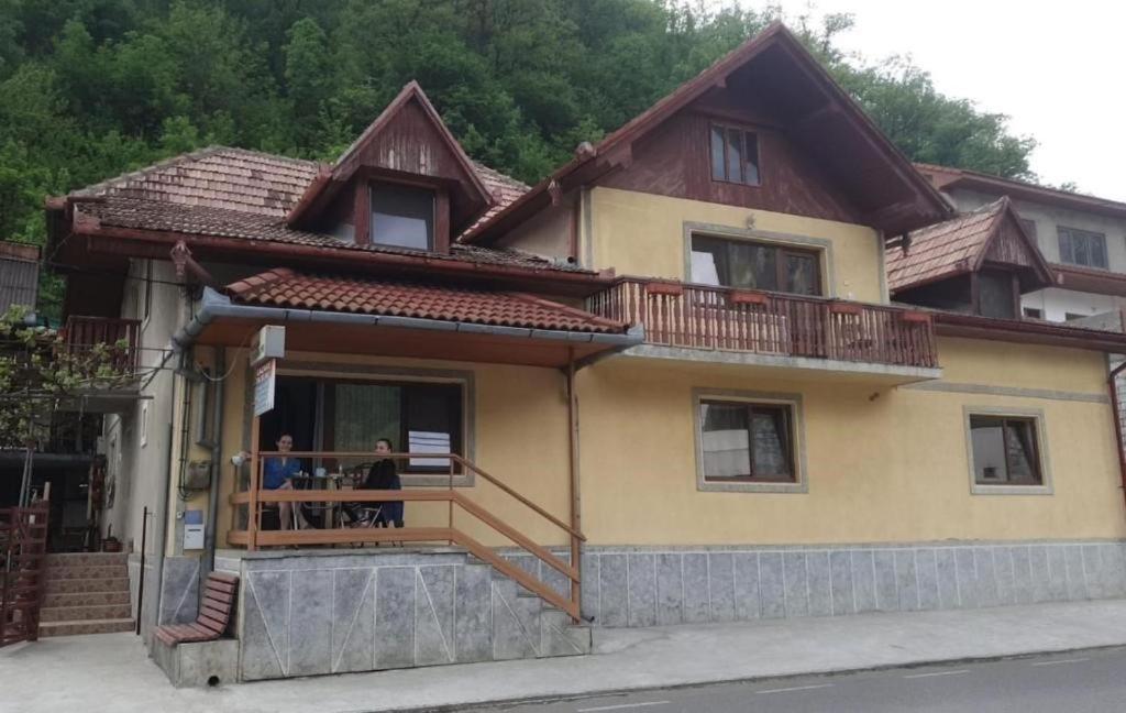 Casa Dina Hotel Băile Herculane Exterior foto